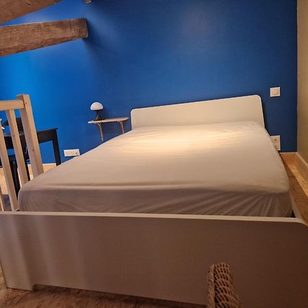 Appartement Le Jardin Aux Camelias à La Roche-sur-Yon Extérieur photo