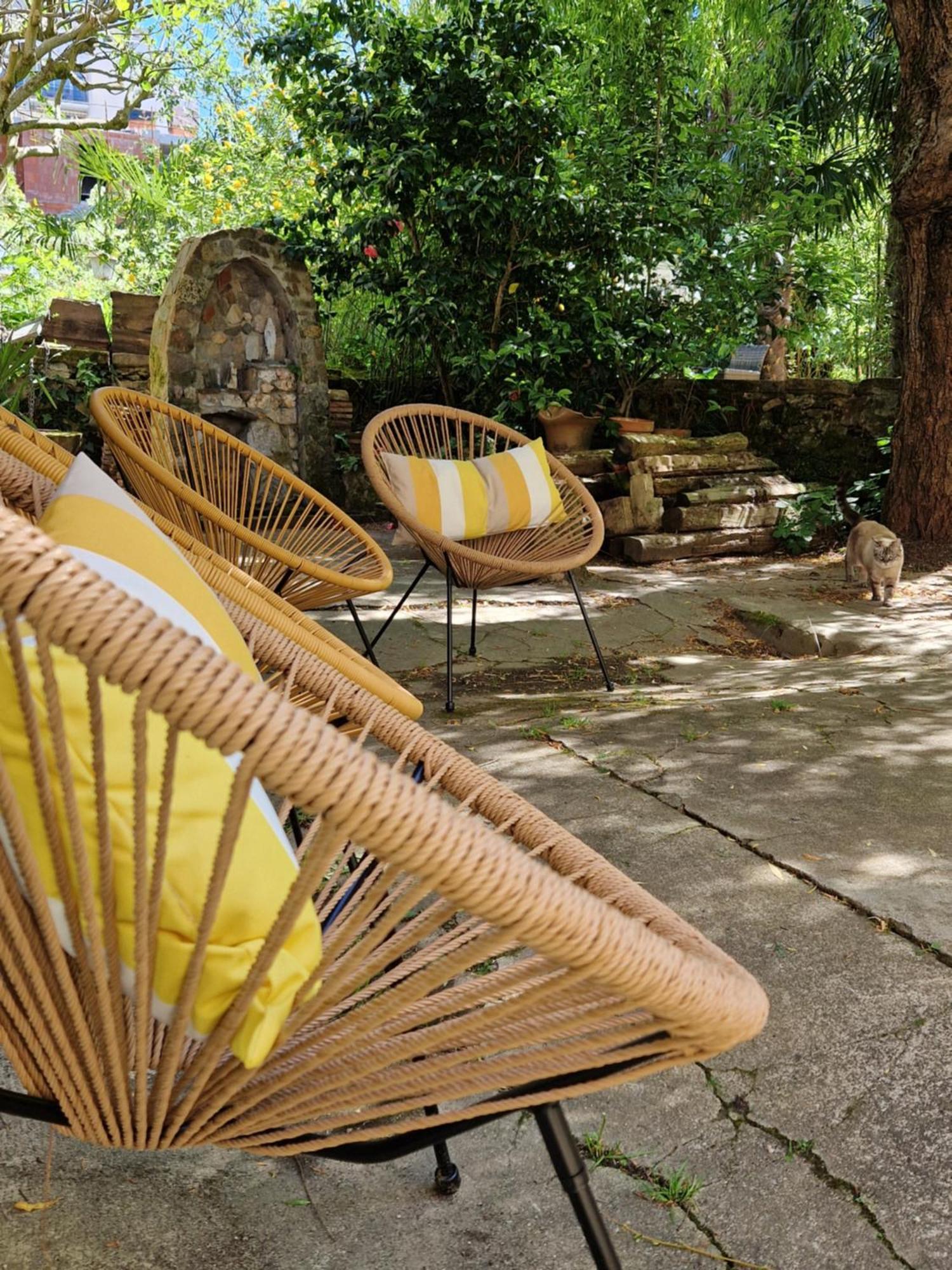 Appartement Le Jardin Aux Camelias à La Roche-sur-Yon Extérieur photo