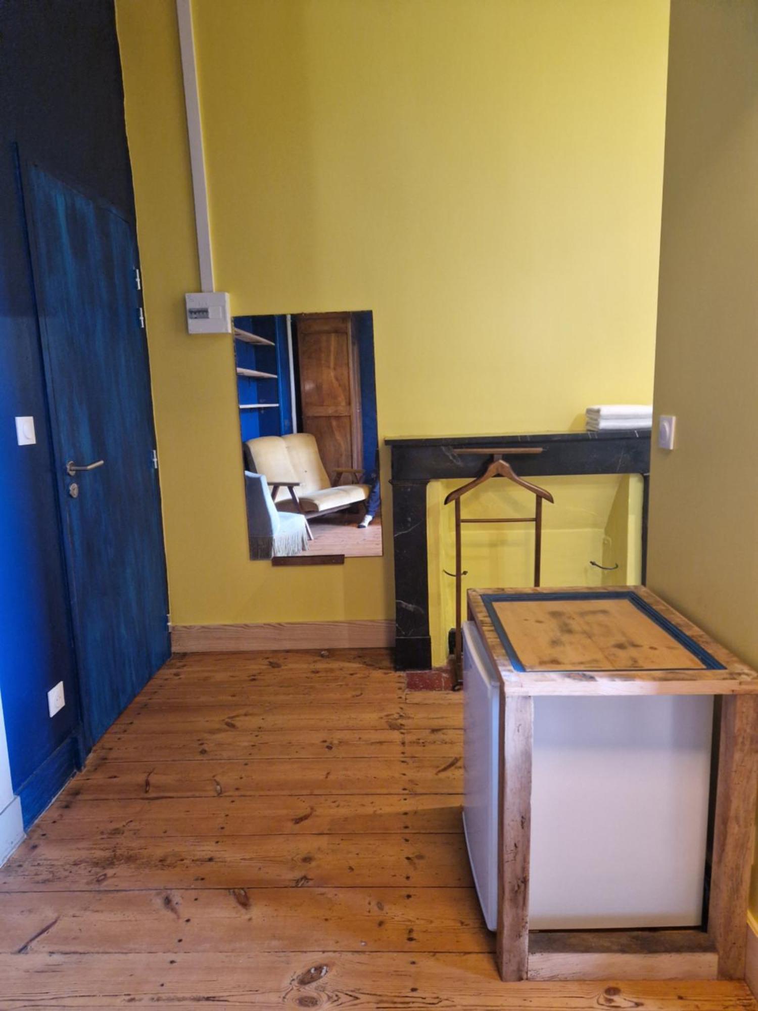 Appartement Le Jardin Aux Camelias à La Roche-sur-Yon Extérieur photo